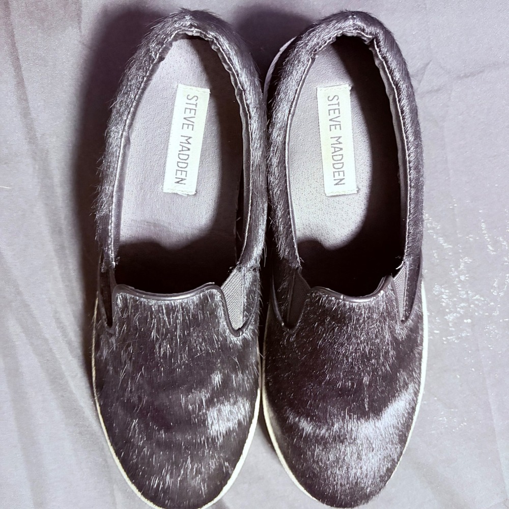 Steve Madden "Ecentric" Black Pony Hair Slip On Platform Sneakers Womens 7.5 EUC